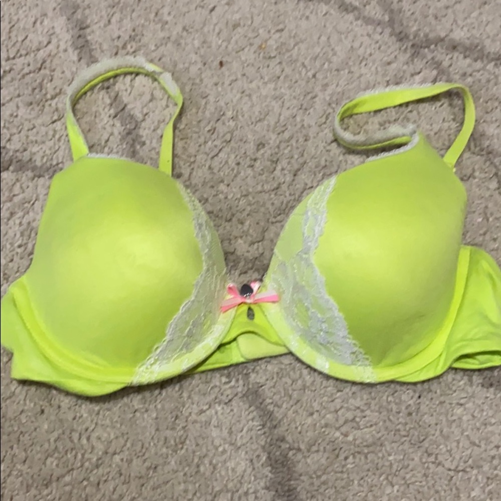 Victoria’s Secret bra